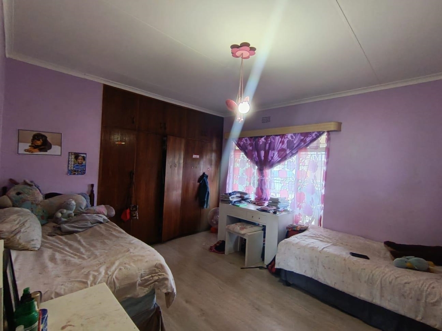 4 Bedroom Property for Sale in Lakeview Free State